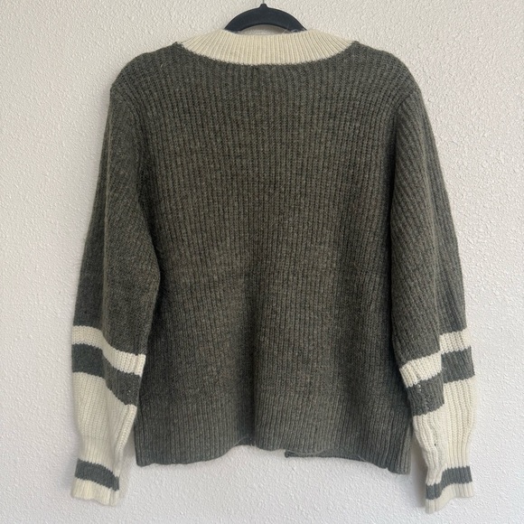 Evereve Design History Size XS Sage Green and Cream Button Up Cardigan Sweater - Picture 4 of 8